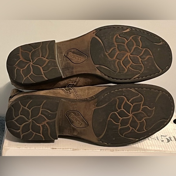 Born Brown Ankle Boots with Buckle Detail women’s size 9M - Picture 12 of 12